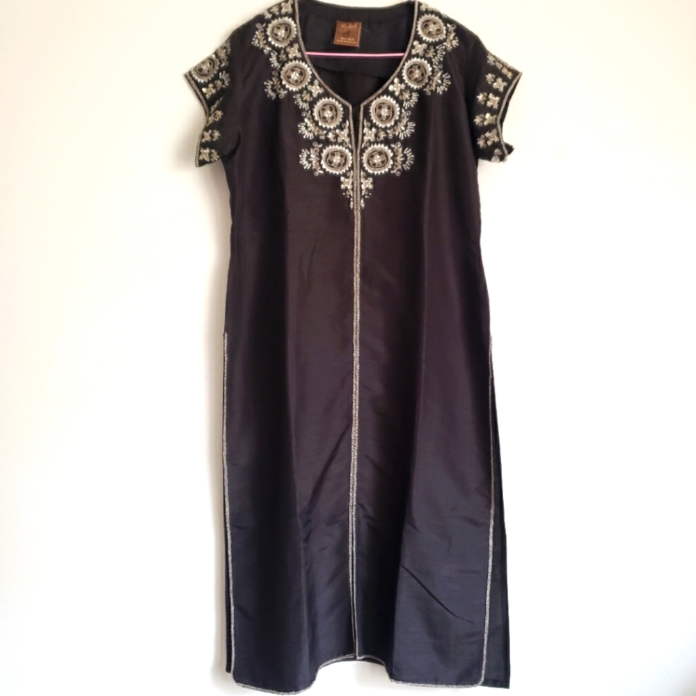 Pakistani 3 pc suit - Black | Small